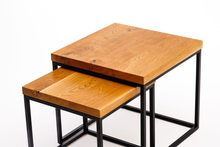 zestaw stolików kawowych z żywicy