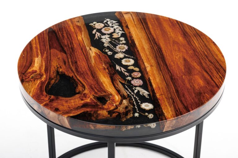 stolik kawowy z żywica epoksydową