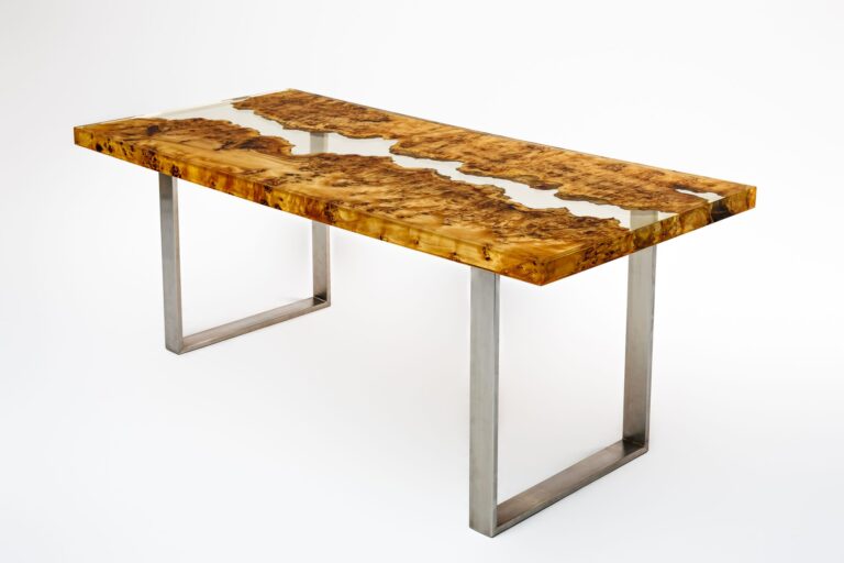 Stół z żywicą „Canyonlands”